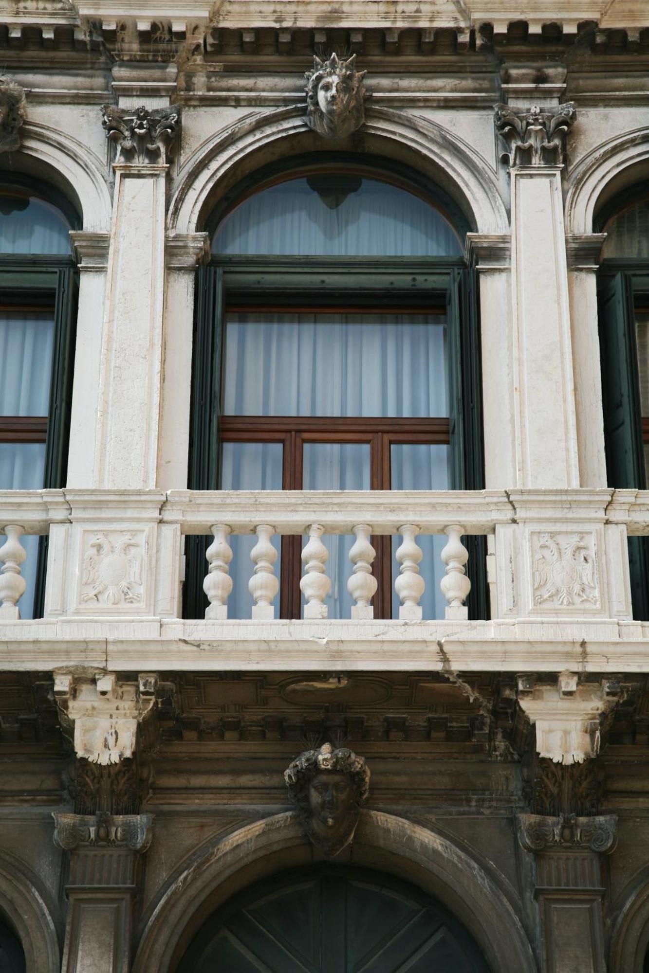 Ca Lezze Bell'Appartamento Nel Cuore Di Venezia Экстерьер фото